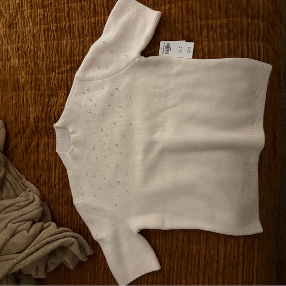 NWT Abercrombie Pearl Embellished Mockneck Sweater Tee - Picture 10 of 10